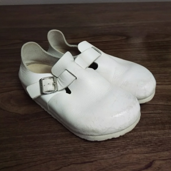 birkenstock closed back clogs
